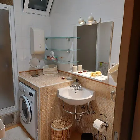 Issa -1min From The Beach,free Parking * سبليت